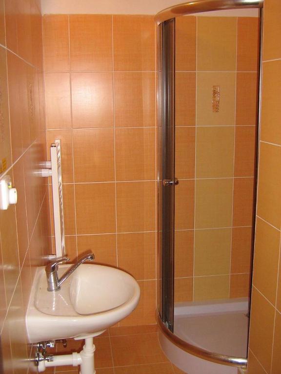 Kralicka Chata Stare Mesto  Phòng bức ảnh